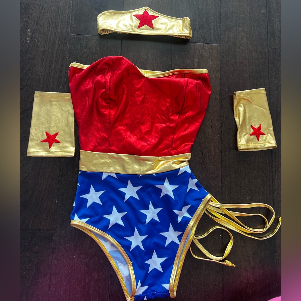 Sexy Wonder Woman Halloween Costume